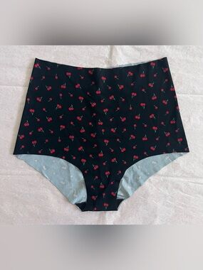 3/&30 ⭐️ Victoria's Secret Cherry 🍒 Print High Waist Seamless Panty Brief NWT